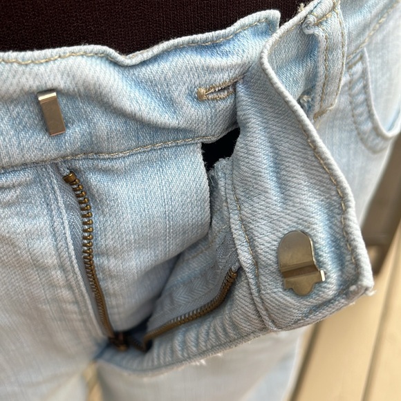 Gloria Vanderbilt cropped jeans in light color size 10 - Picture 5 of 9